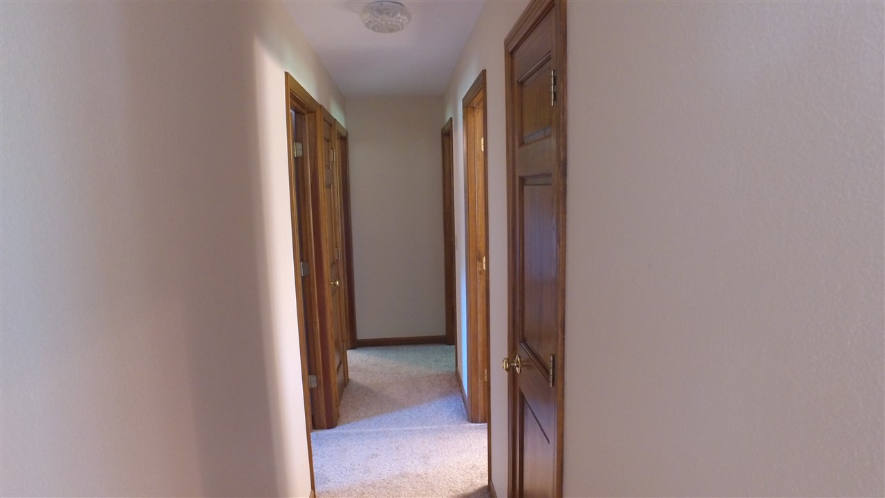 5701 Tipple Road Rockford, IL 61102 - Photo 12 of 21 a view of a mirror