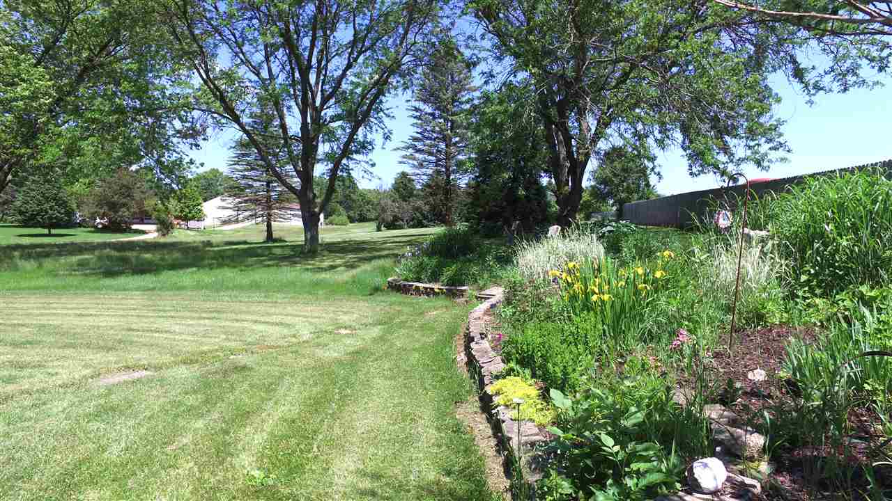 5701 Tipple Road Rockford, IL 61102 - Photo 21 of 21 a view of a park with large trees