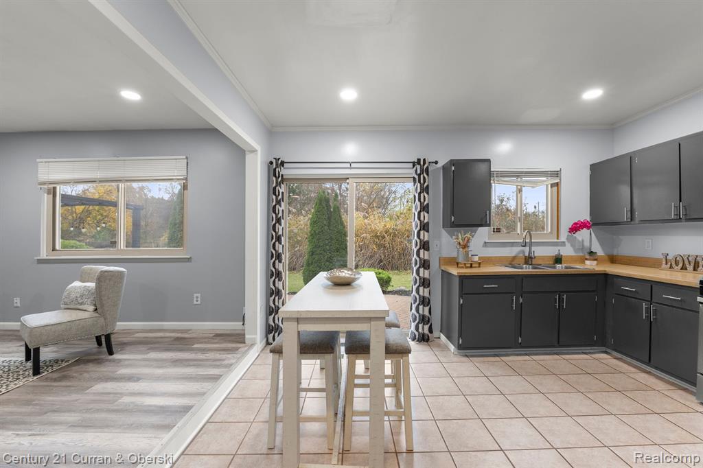 23761 Cedar Ridge Drive Romulus, MI 48174 - Photo 12 of 46