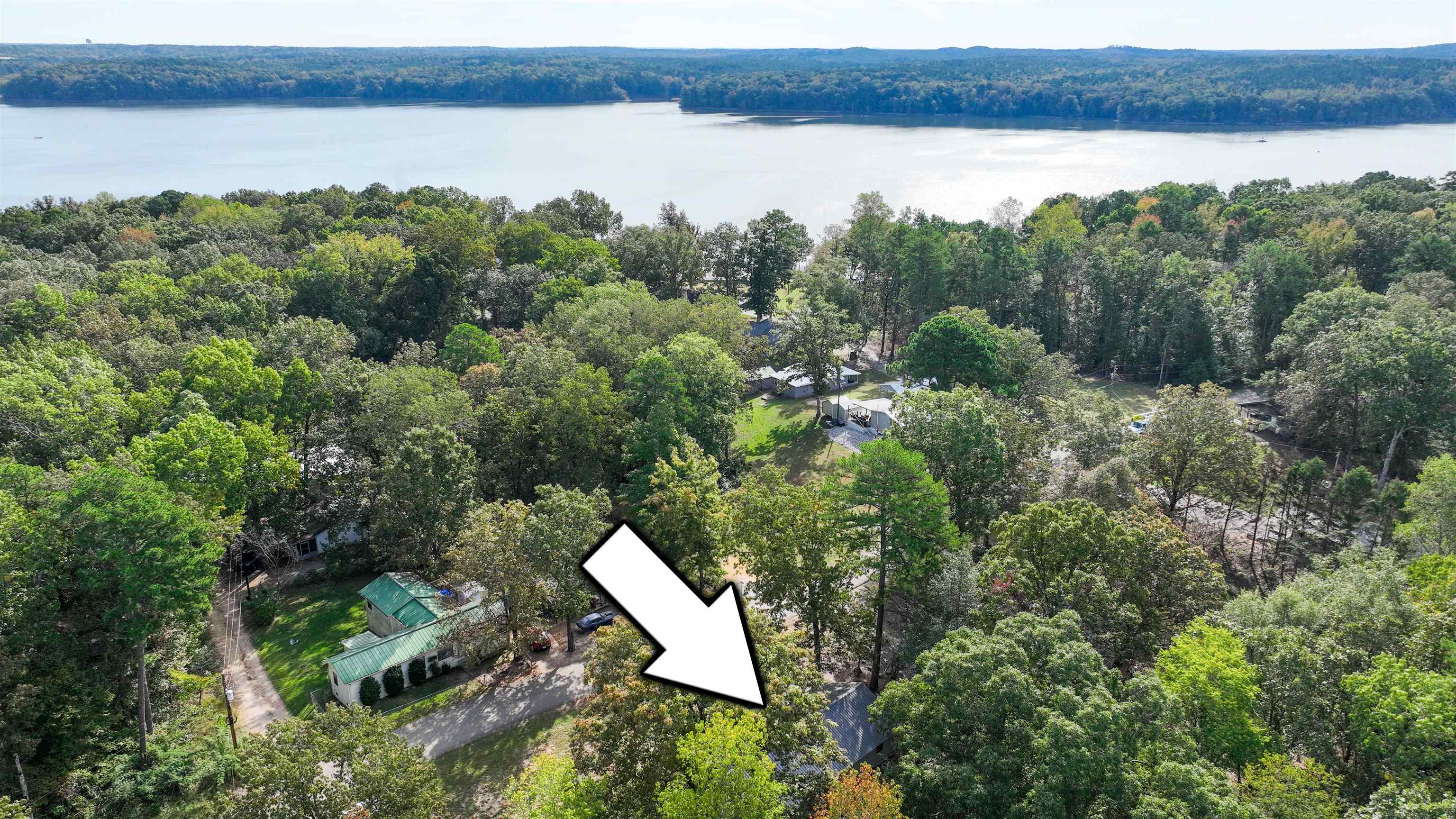 52 Cr 341 Road Iuka, MS 38852 - Photo 3 of 28 a view of a lake from a yard