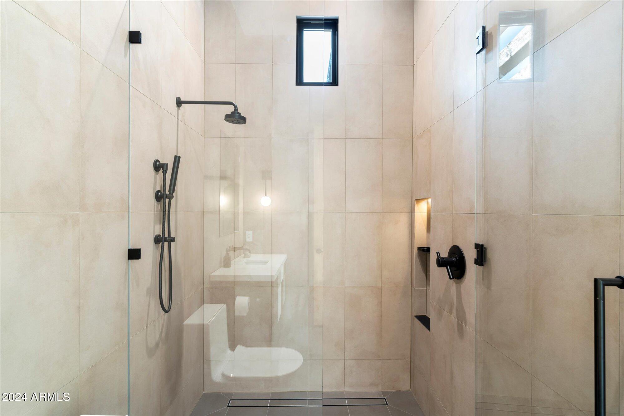 10249 East Joy Ranch Road Scottsdale, AZ 85262 - Photo 30 of 56 Ensuite Bathroom #2