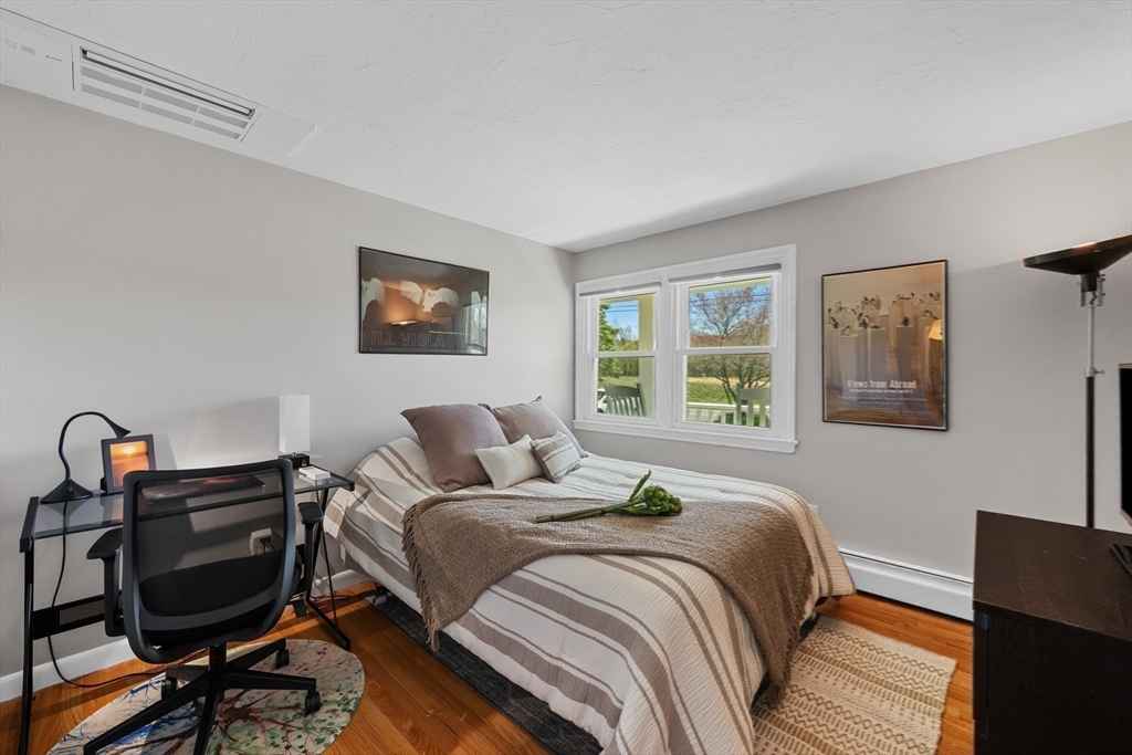 256 Bolton Road Lancaster, MA 01523 - Photo 18 of 39