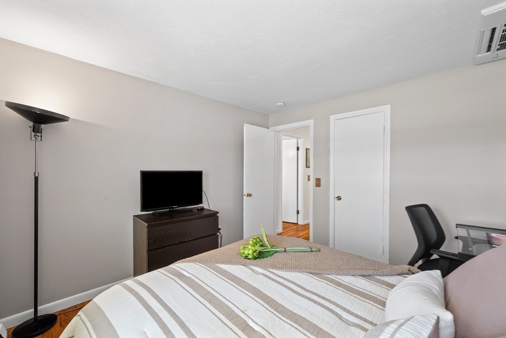 256 Bolton Road Lancaster, MA 01523 - Photo 19 of 39