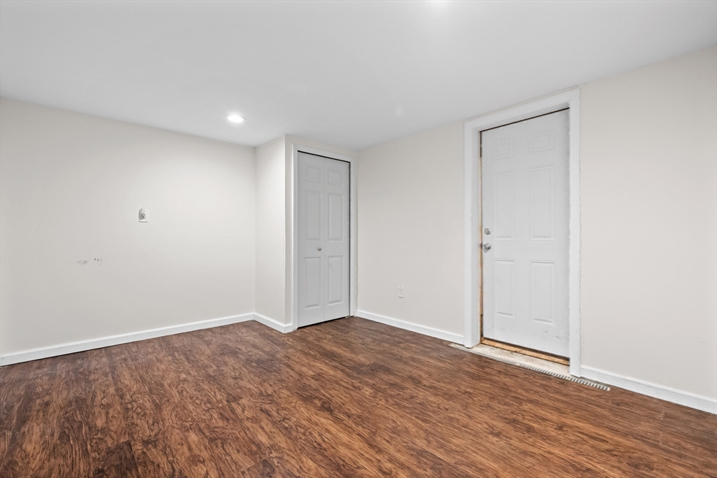 256 Bolton Road Lancaster, MA 01523 - Photo 26 of 39