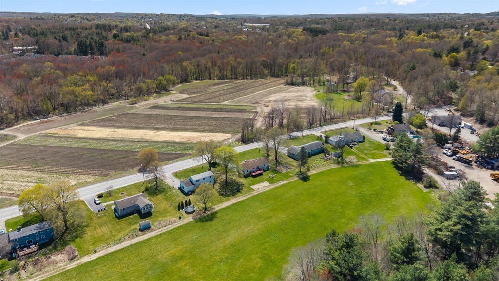 256 Bolton Road Lancaster, MA 01523 - Photo 34 of 39