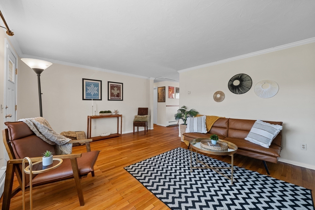256 Bolton Road Lancaster, MA 01523 - Photo 7 of 39