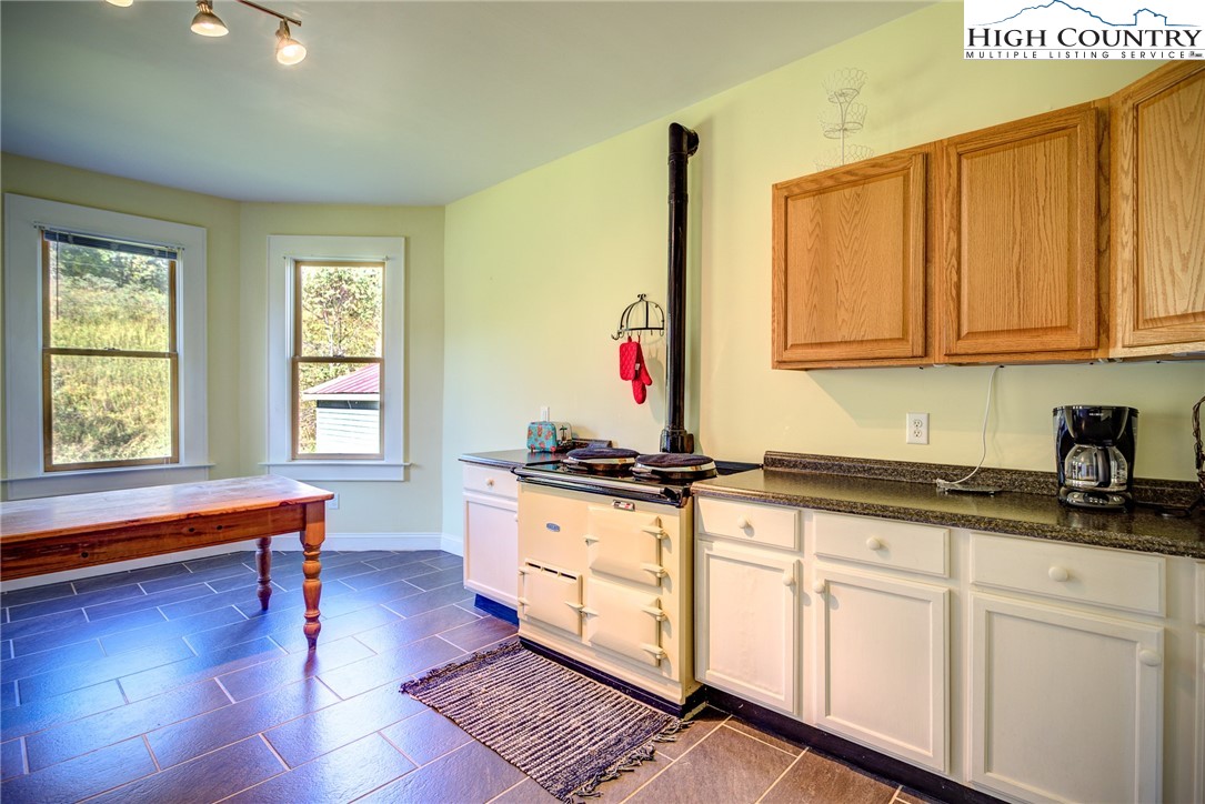 26 Fox Knob Road Sparta, NC 28675 - Photo 14 of 32 Gallery Image 14