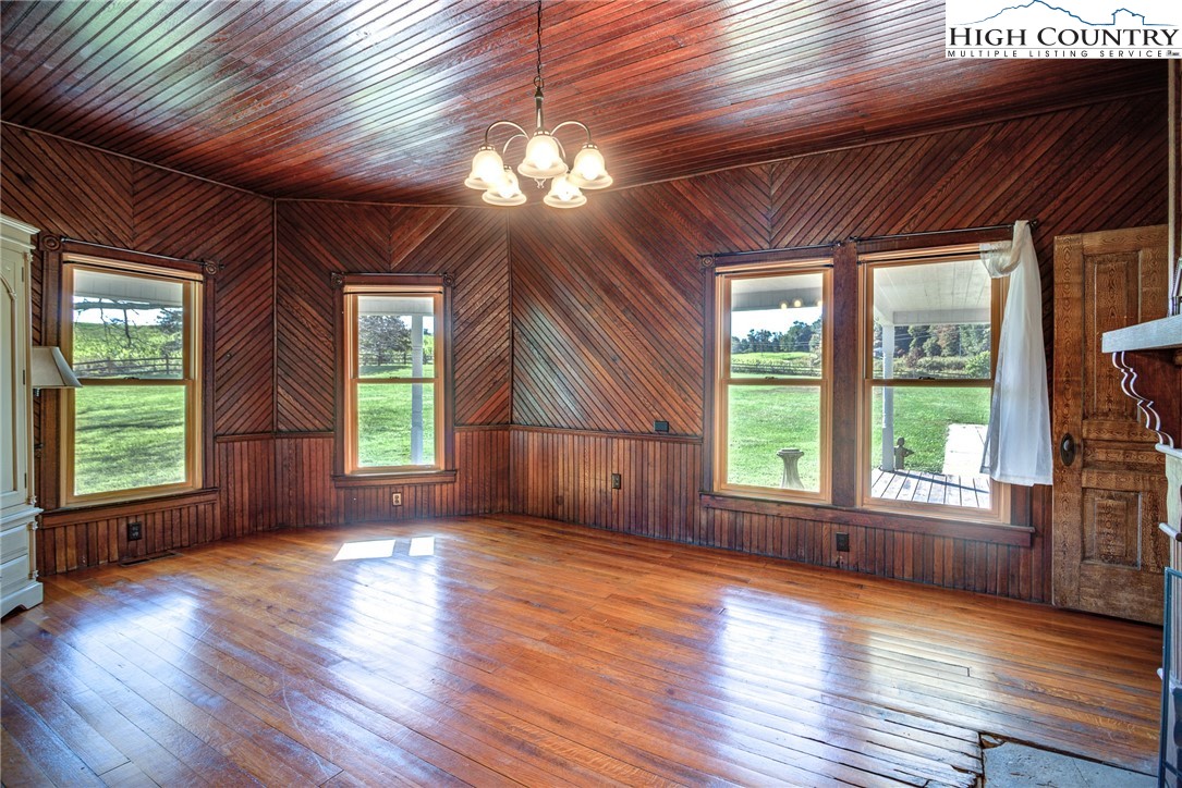 26 Fox Knob Road Sparta, NC 28675 - Photo 19 of 32 Gallery Image 19