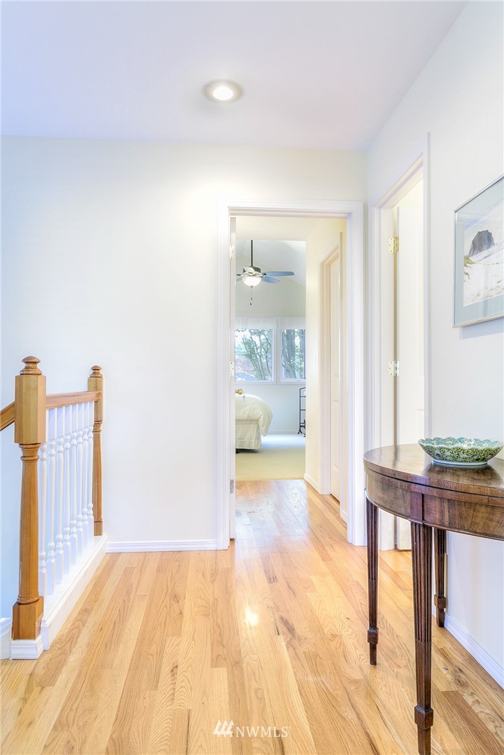 718 North 67th Street Seattle, WA 98103 - Photo 11 of 32