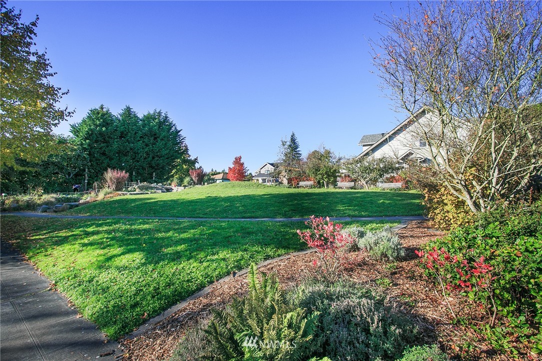 718 North 67th Street Seattle, WA 98103 - Photo 26 of 32