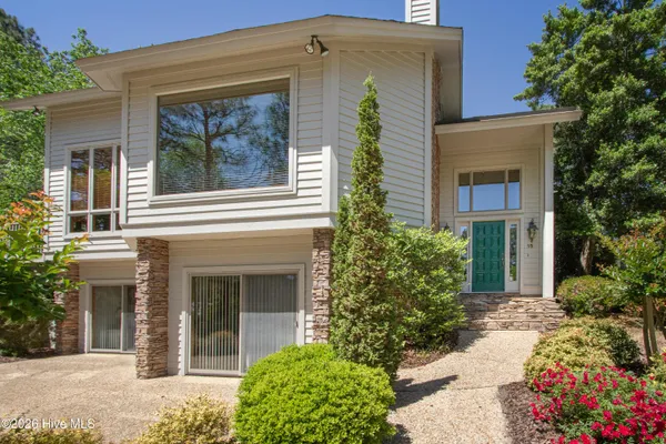 $730,000 | 15 Shenecossett Lane, Pinehurst, NC 28374