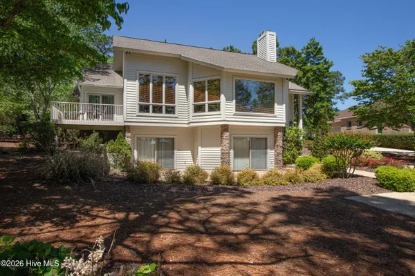 $730,000 | 15 Shenecossett Lane, Pinehurst, NC 28374