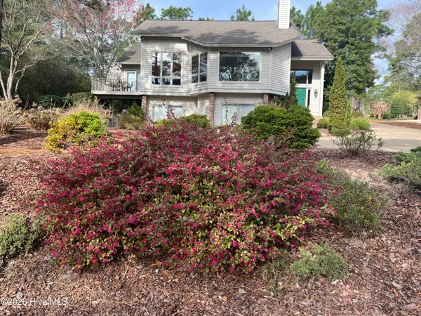 $730,000 | 15 Shenecossett Lane, Pinehurst, NC 28374