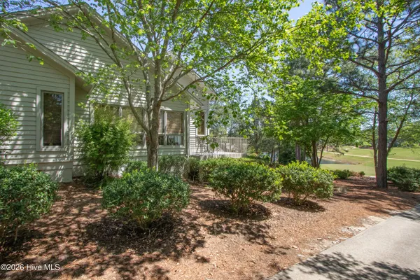 $730,000 | 15 Shenecossett Lane, Pinehurst, NC 28374