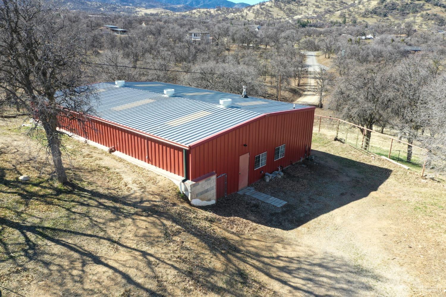 21020 Rountree Court Tehachapi, CA 93561 - Photo 5 of 62 Gallery Image 5