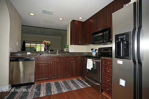 9745 Touchton Road, Unit 321 Jacksonville, FL 32246 - Photo 4 of 15 Kitchen 1