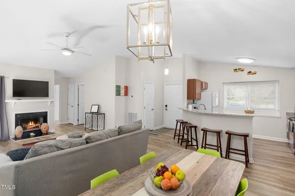 $2,100 | 409 Dickens Drive, Raleigh, NC 27610