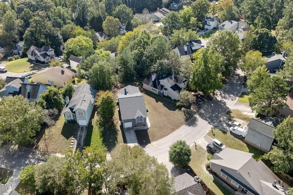 $2,100 | 409 Dickens Drive, Raleigh, NC 27610