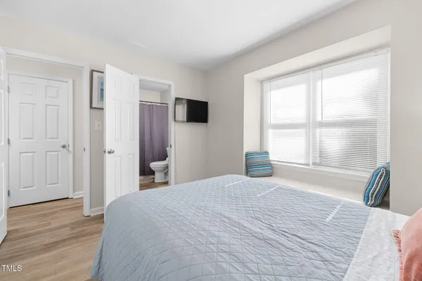 $2,100 | 409 Dickens Drive, Raleigh, NC 27610