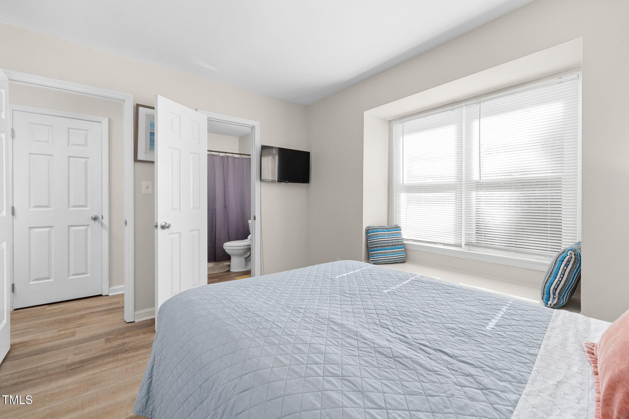 409 Dickens Drive Raleigh, NC 27610 - Photo 5 of 27 3-web-or-mls-7K5A0028 (2)