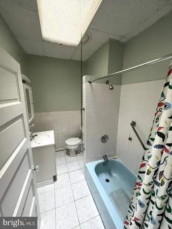 $1,900 | 5124 Catharine Street, Philadelphia, PA 19143