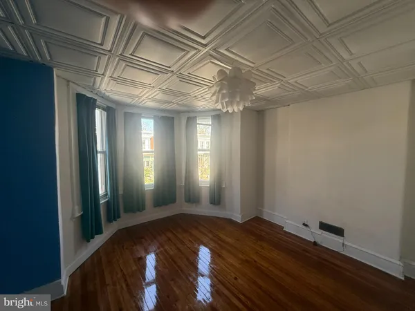 $1,900 | 5124 Catharine Street, Philadelphia, PA 19143