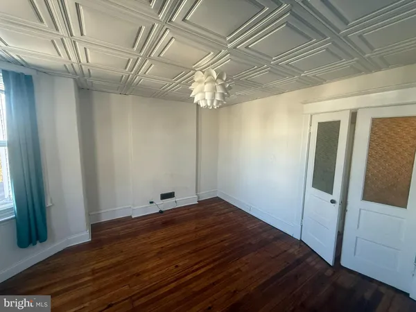 $1,900 | 5124 Catharine Street, Philadelphia, PA 19143