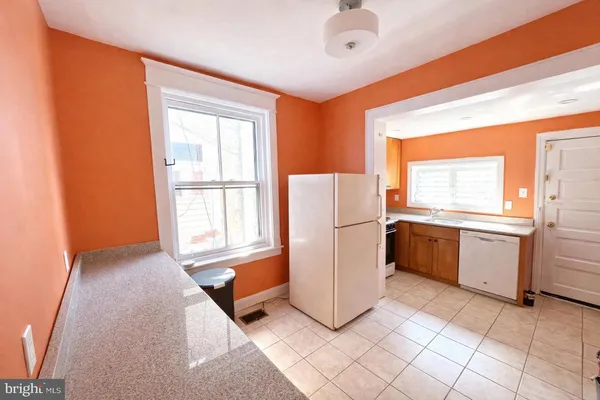 $1,900 | 5124 Catharine Street, Philadelphia, PA 19143