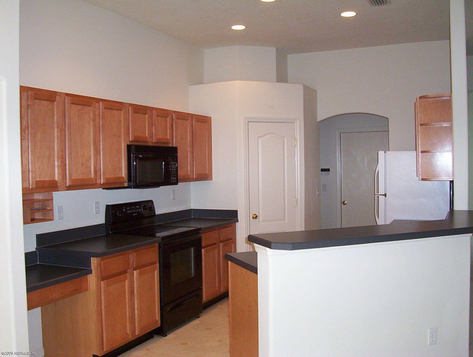 12042 Spring Ridge Drive Jacksonville, FL 32258 - Photo 5 of 13 Kitchen