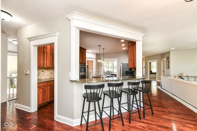 $949,000 | 1055 Bear Cub Drive, Cicero, IN 46034