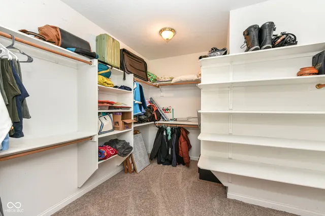 $949,000 | 1055 Bear Cub Drive, Cicero, IN 46034