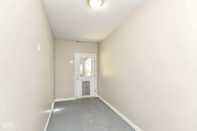 $949,000 | 1055 Bear Cub Drive, Cicero, IN 46034