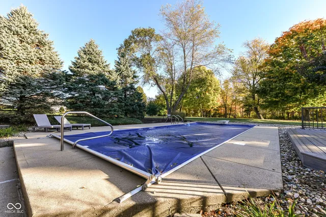 $949,000 | 1055 Bear Cub Drive, Cicero, IN 46034