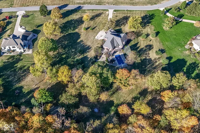 $949,000 | 1055 Bear Cub Drive, Cicero, IN 46034