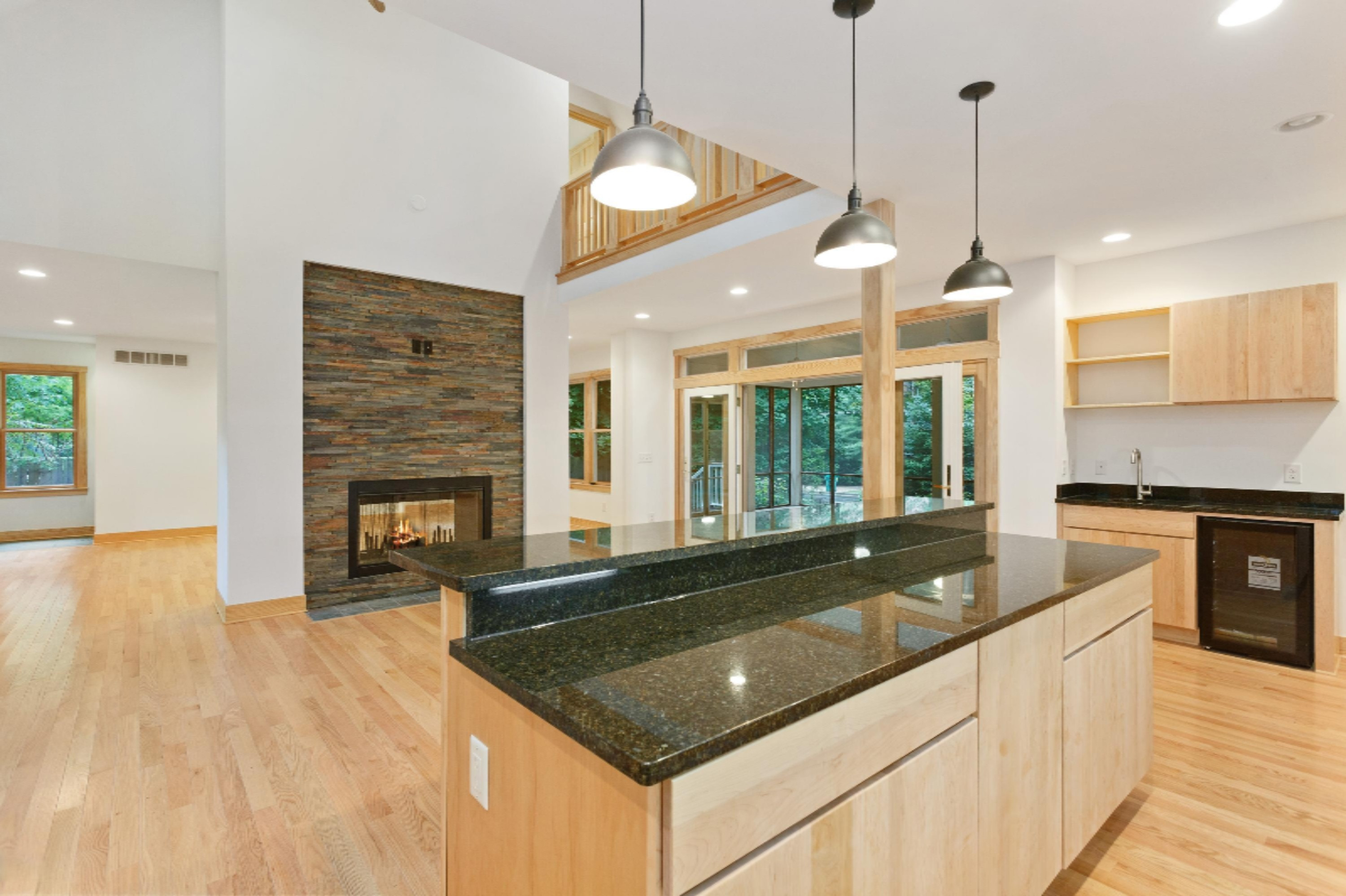 15880 B Lakeshore Road Union Pier, MI 49129 - Photo 7 of 32 07_15880BLakeshoreRoad_177003_Kitchen_Hi