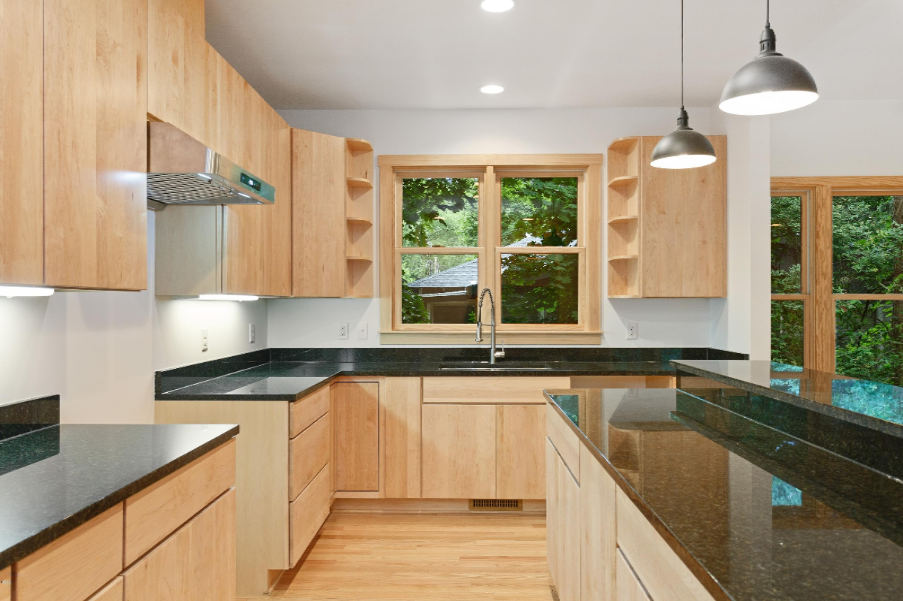 15880 B Lakeshore Road Union Pier, MI 49129 - Photo 8 of 32 05_15880BLakeshoreRoad_177001_Kitchen_Hi