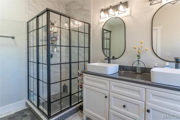 $410,000 | 56900 Patriot Lane, New London, MO 63459