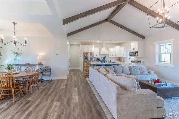 $410,000 | 56900 Patriot Lane, New London, MO 63459