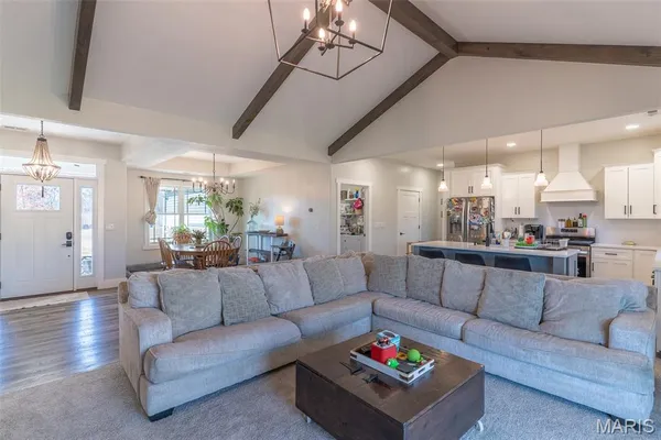 $410,000 | 56900 Patriot Lane, New London, MO 63459