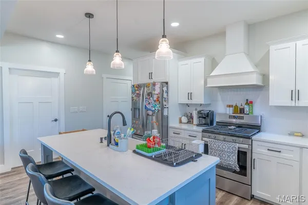 $410,000 | 56900 Patriot Lane, New London, MO 63459