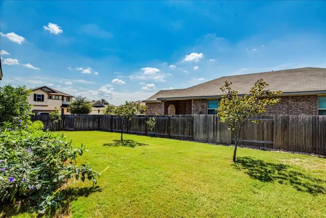 $2,000 | 101 Otella Street, Georgetown, TX 78628