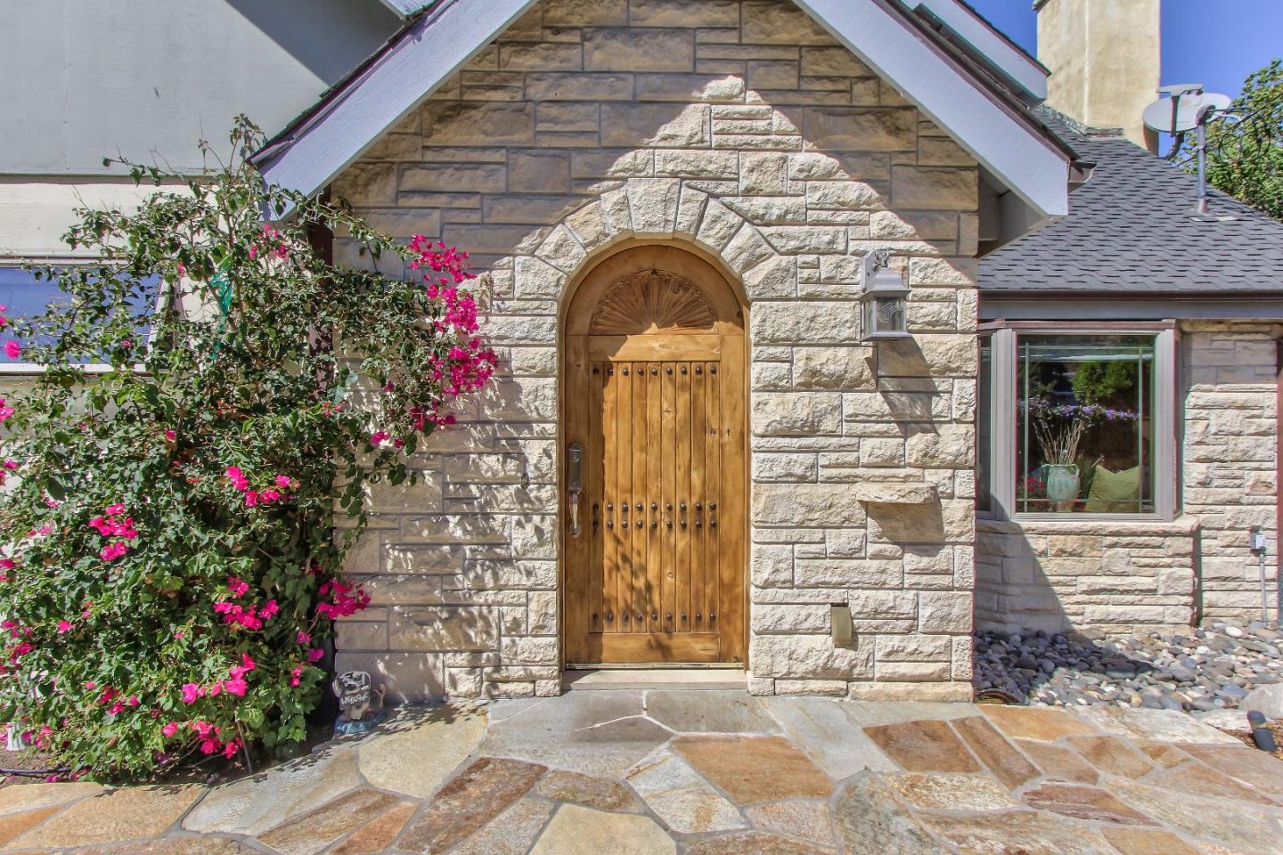 262 San Benancio Road Salinas, CA 93908 - Photo 1 of 47 Gallery Image 1