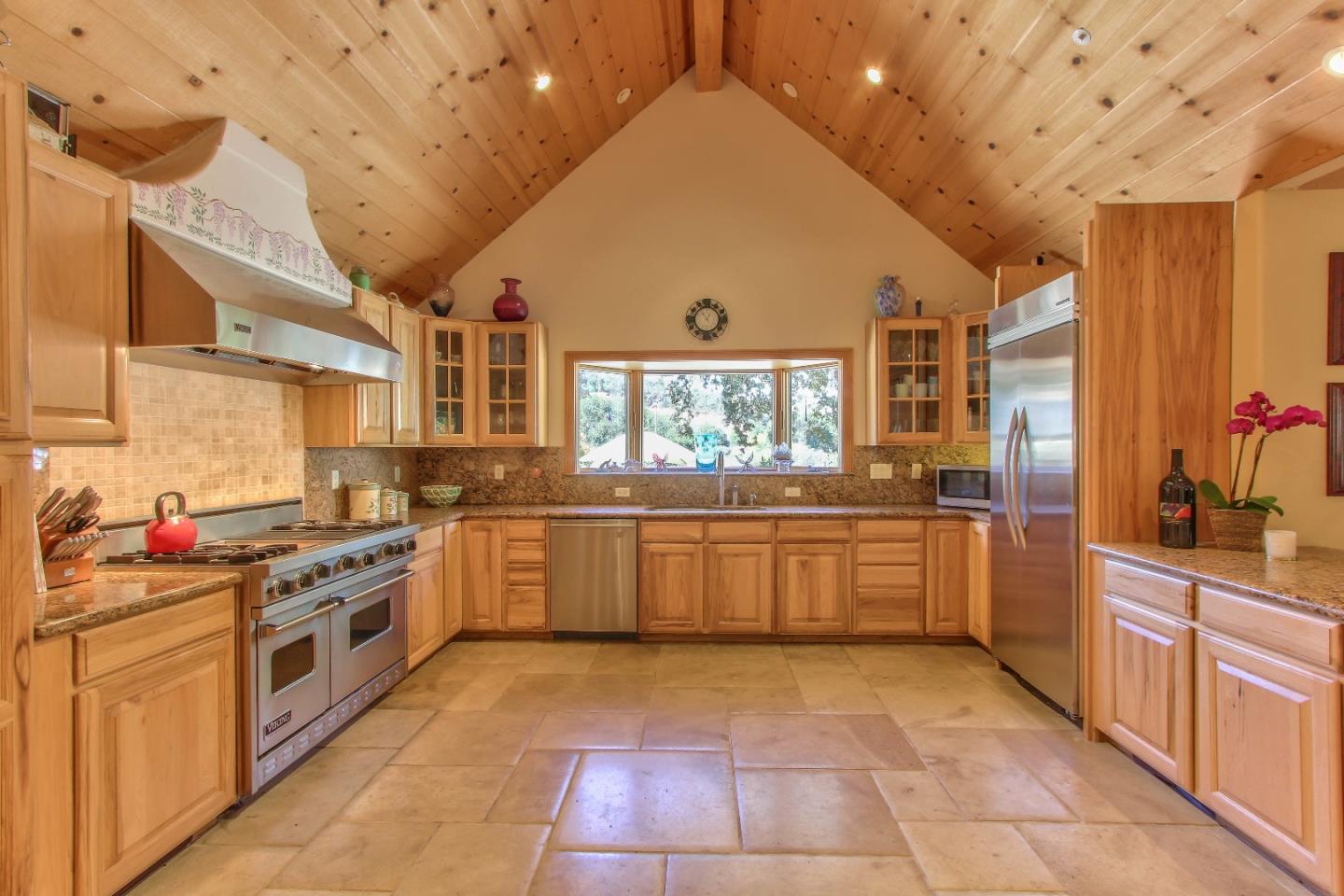 262 San Benancio Road Salinas, CA 93908 - Photo 11 of 47 Gallery Image 11