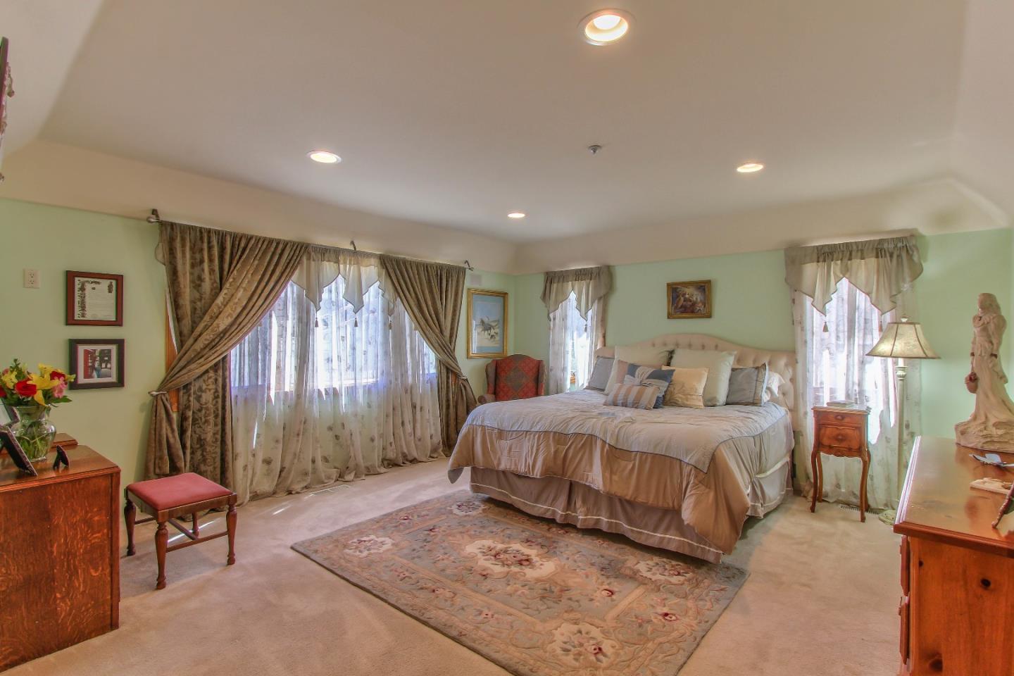 262 San Benancio Road Salinas, CA 93908 - Photo 18 of 47 Gallery Image 18