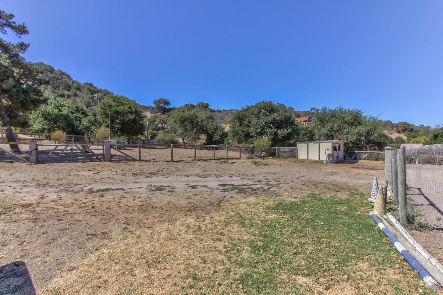 262 San Benancio Road Salinas, CA 93908 - Photo 33 of 47 Gallery Image 33