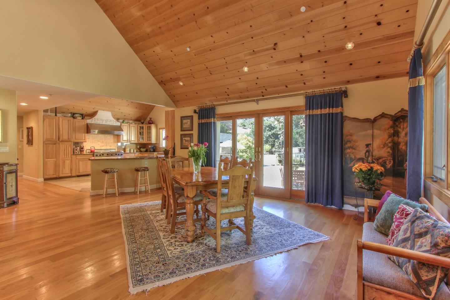 262 San Benancio Road Salinas, CA 93908 - Photo 9 of 47 Gallery Image 9