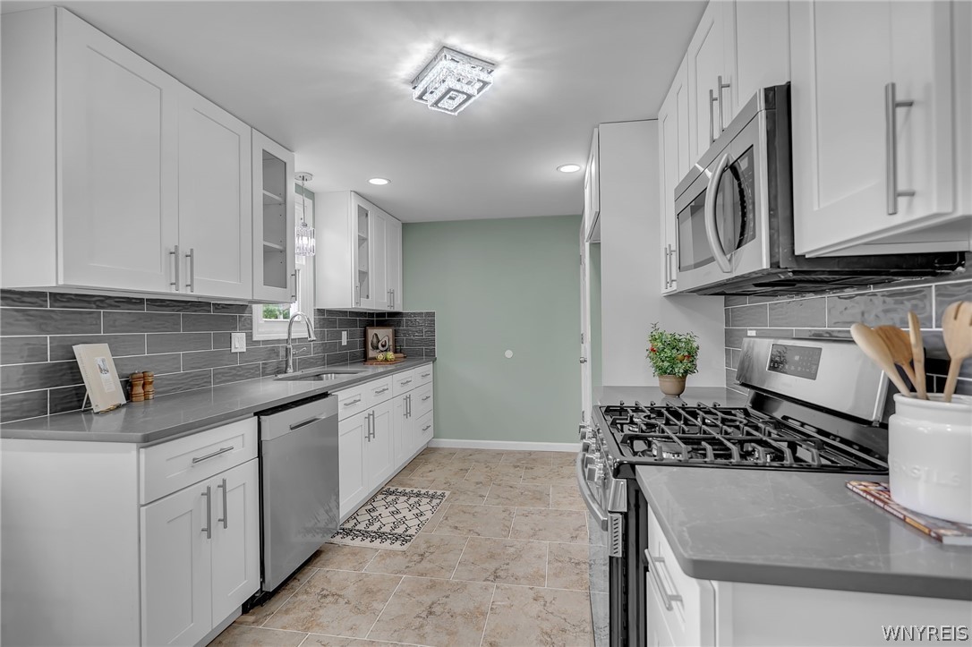44 Highview Road Cheektowaga, NY 14215 - Photo 16 of 49
