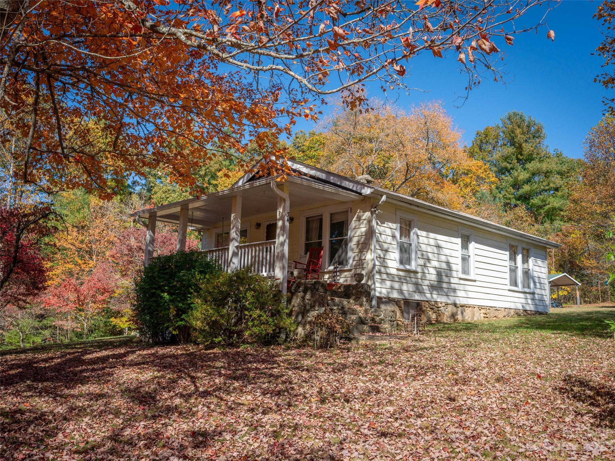 34 Harrison Hill Road Swannanoa, NC 28778 - Photo 3 of 32 Gallery Image 3