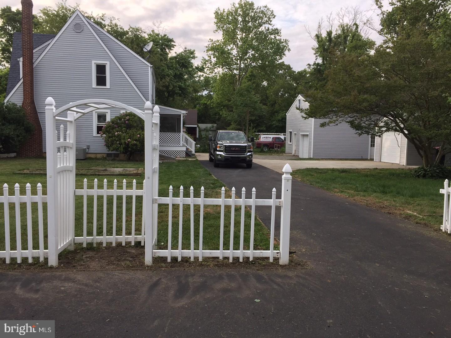603 Good Intent Road Blackwood, NJ 08012 - Photo 3 of 25
