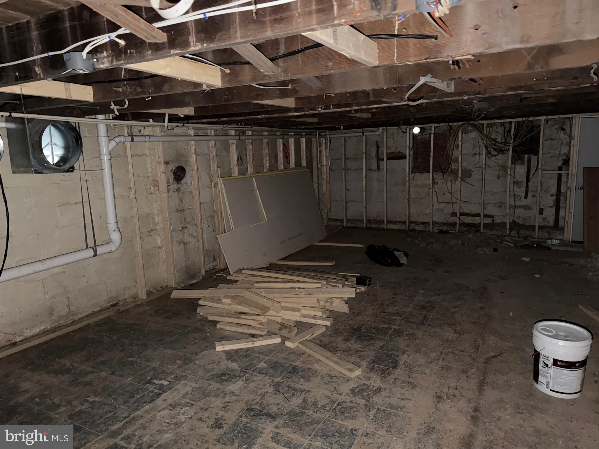 4907 Edgemere Avenue Baltimore, MD 21215 - Photo 14 of 15